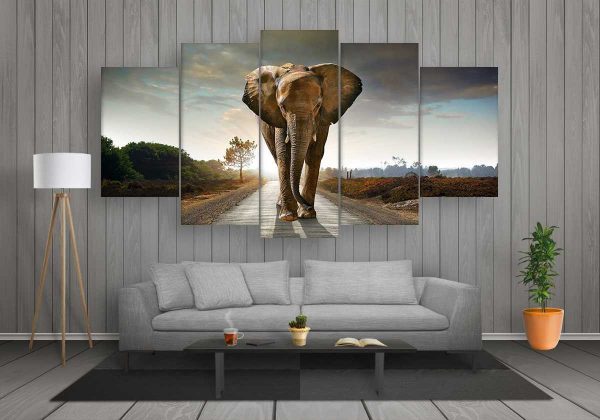 The walking elephant